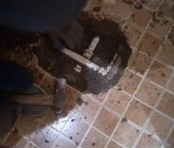 新源卫生间漏水维修公司为您分享下卫生间渗水如何处理及注意事项
